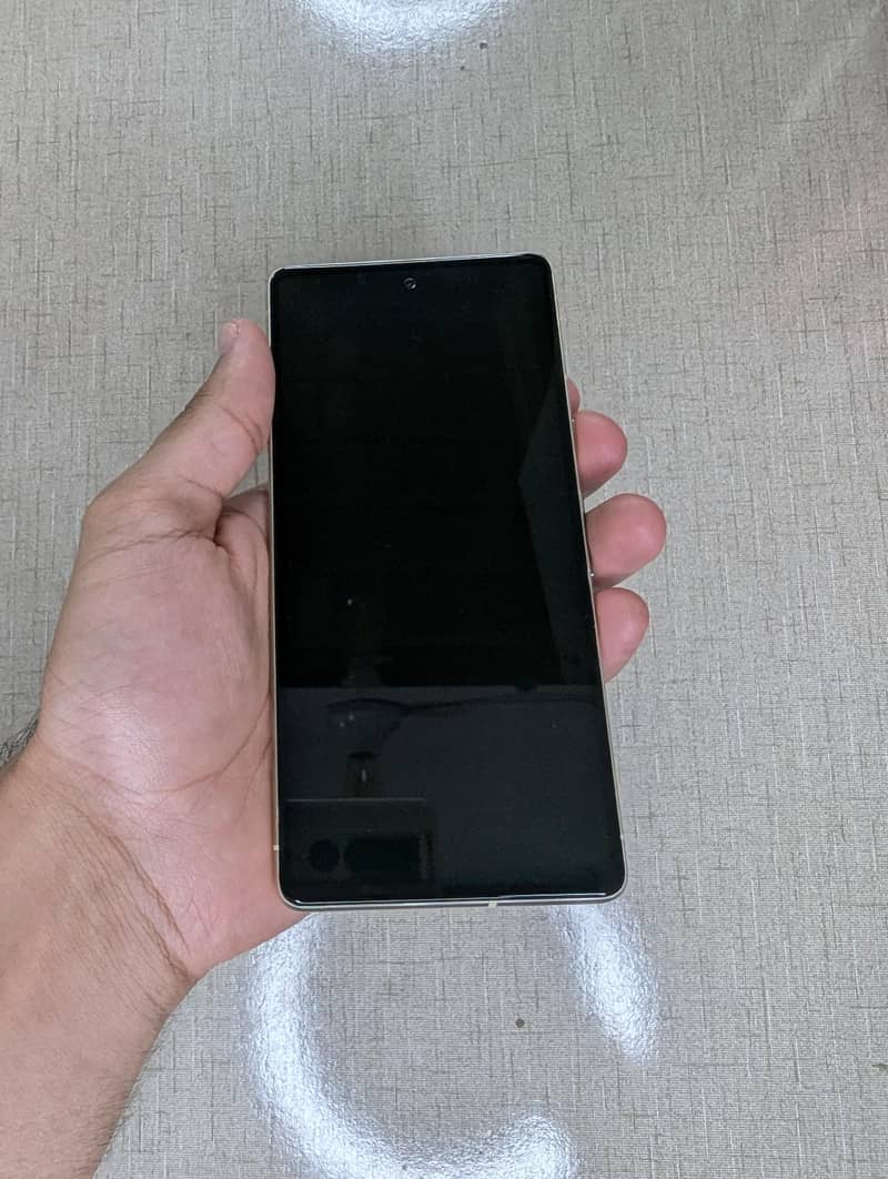 Google Pixel 7 6