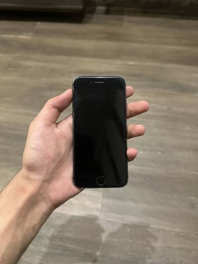 Apple iPhone 7