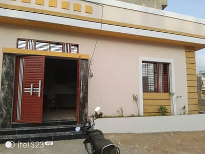 BRAND NEW HOUSE WEST OPEN CORNER