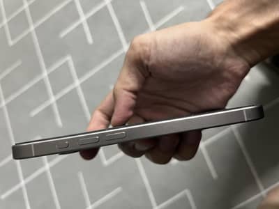 Apple iPhone 15 Pro