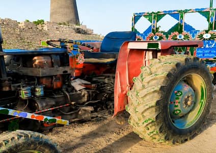 Used 2003 Model Tractor - for Sale