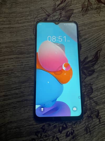Tecno spark Go 2023.   REM 4 storage. 64. Panel. Change only. And all ok