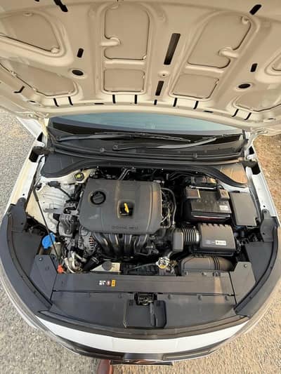 Hyundai Elantra 2021