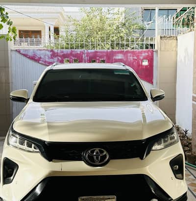 Toyota Fortuner Legender 2022