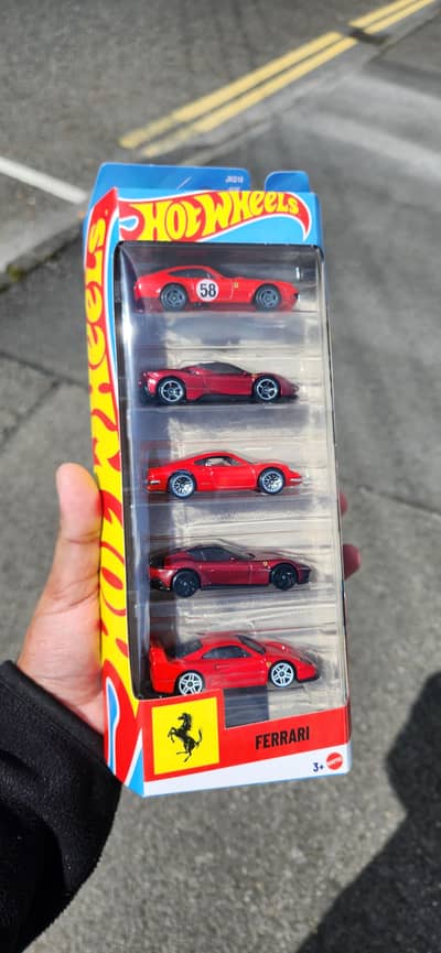 Hot Wheels Ferrari 5 pack