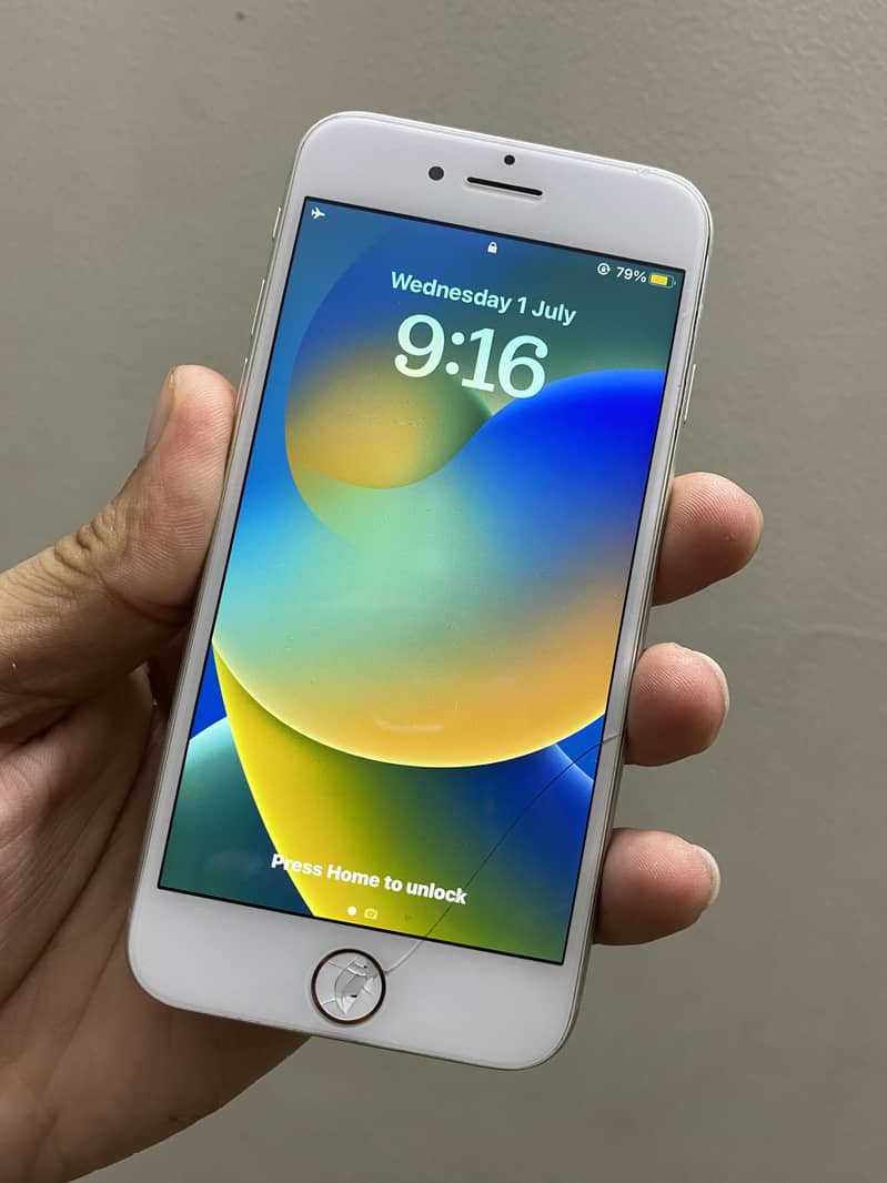 iPhone 8 1