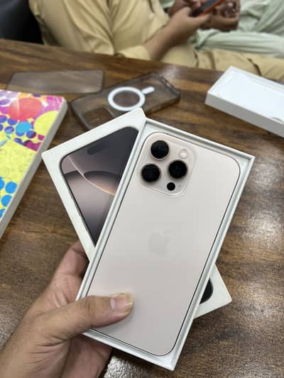 Apple iPhone 16 Pro Max