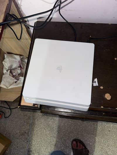 Playstation 4slim
