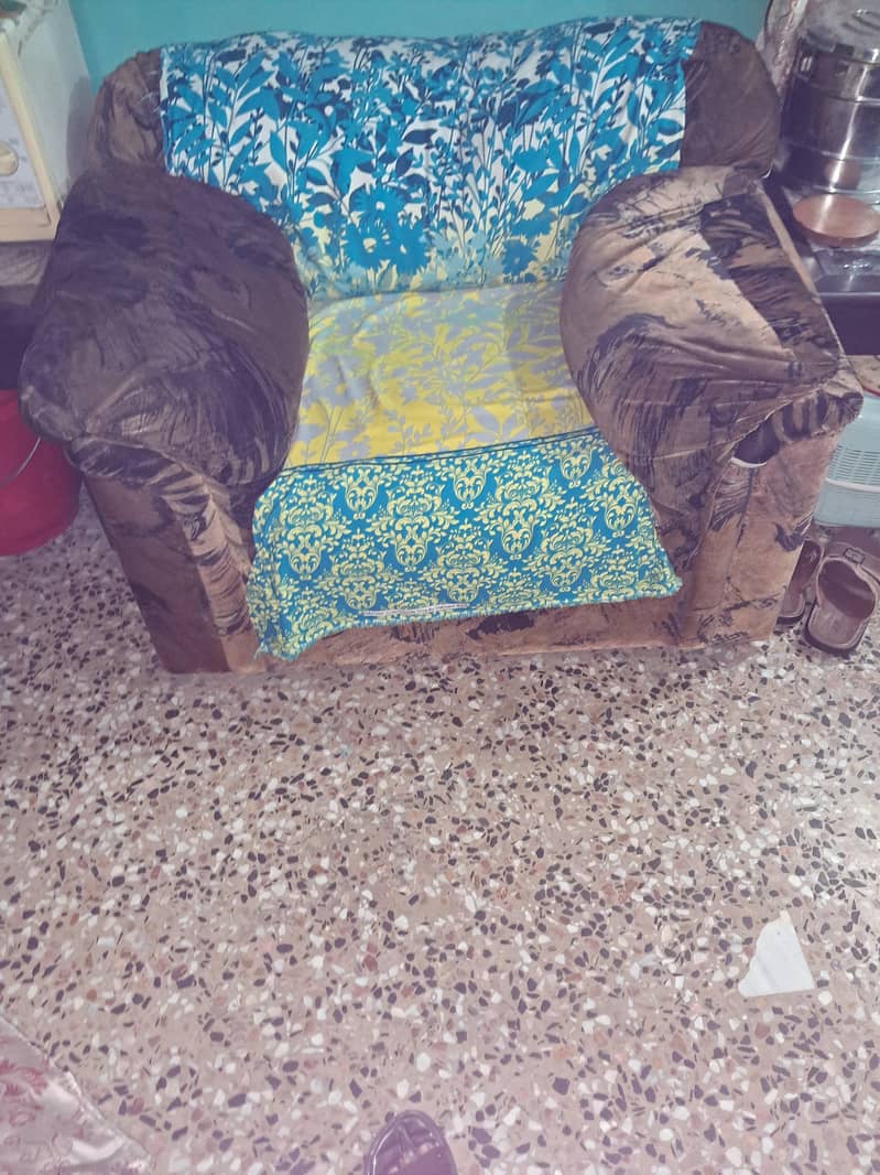 Sofa set 0