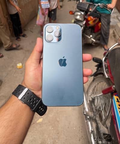 I phone 12 pro max battery health 90
