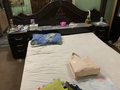 bed 4 sell