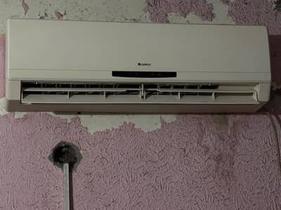 Gree 1 Ton non Inverter