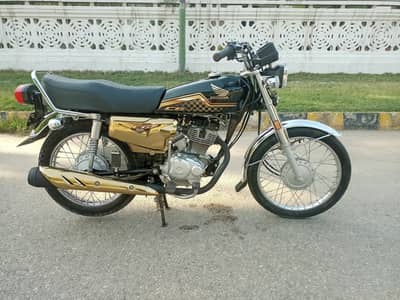 Honda CG125 special edition gold