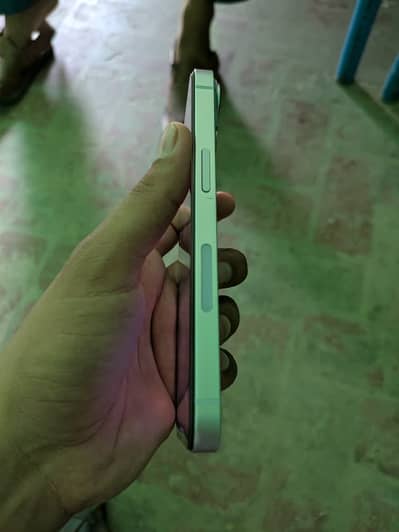 Apple iPhone 14