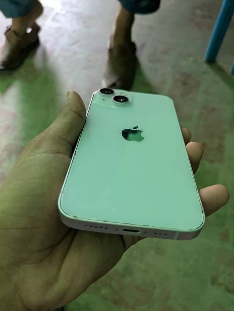 Apple iPhone 14 2