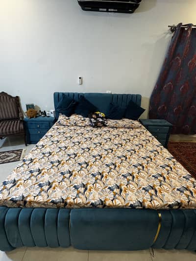 Beautiful velvet king bed with 2 side tables
