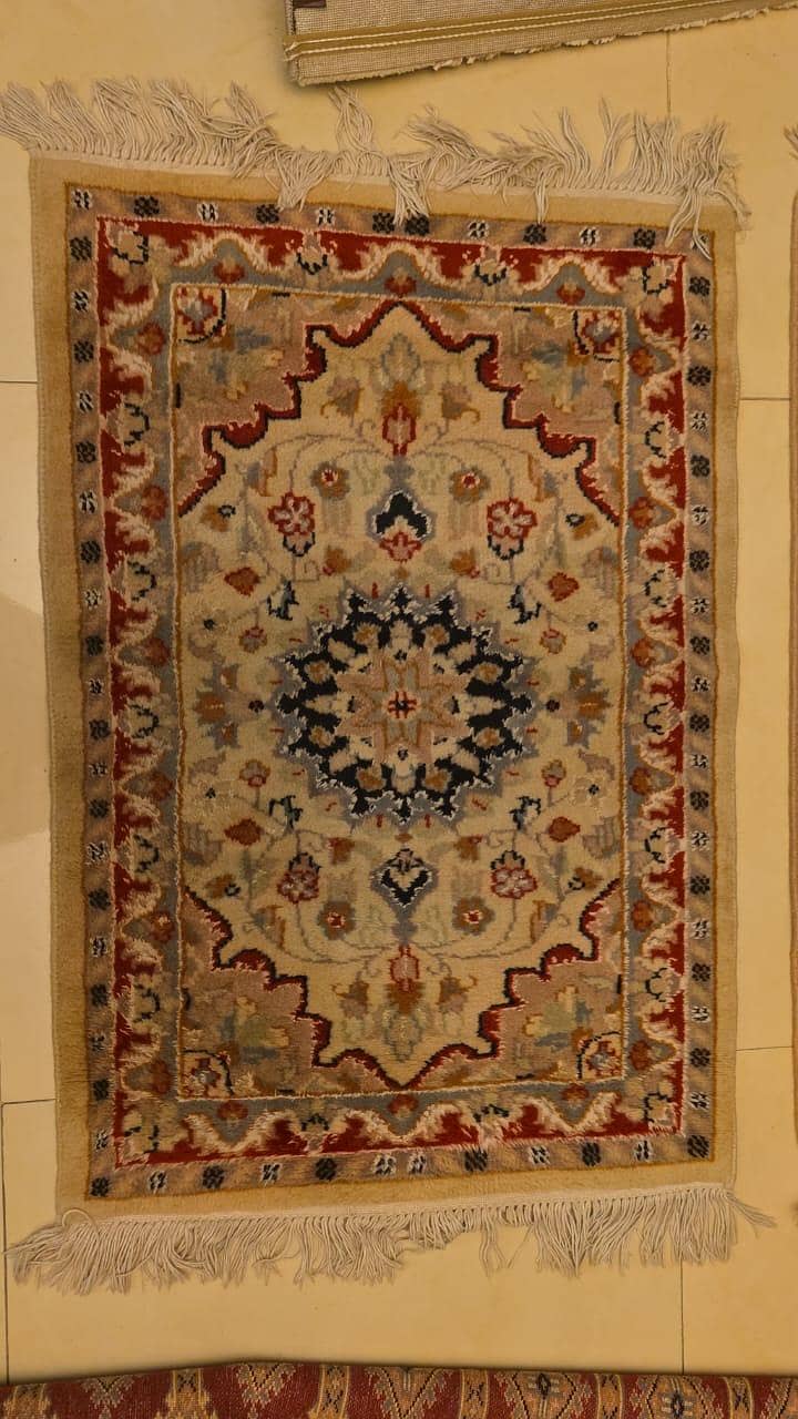 Carpets 0