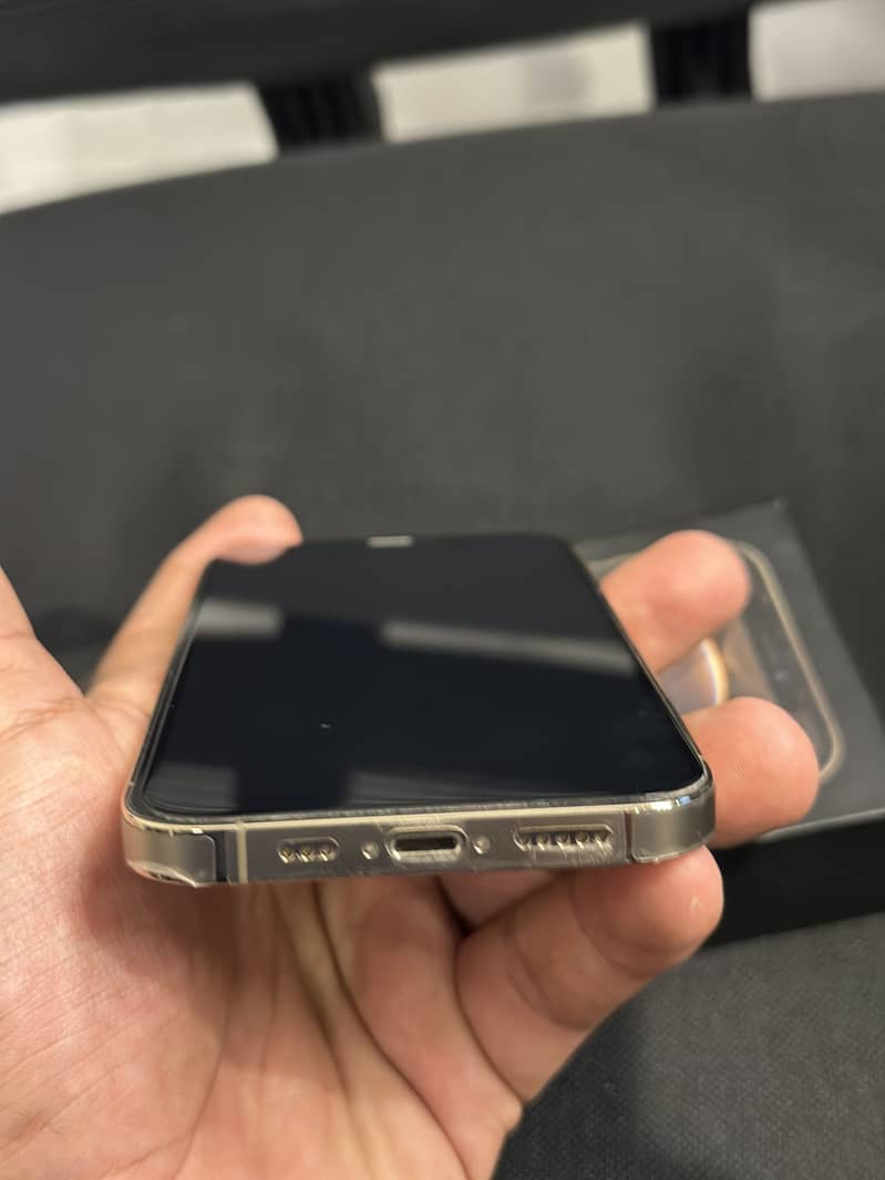 Apple iPhone 12 Pro 7