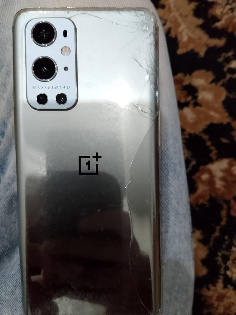 One Plus 9 Pro 5