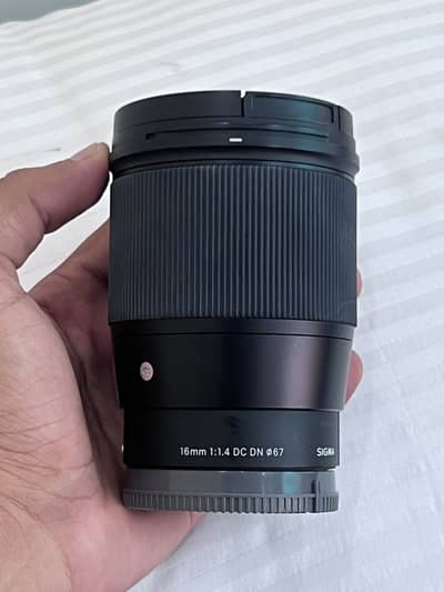 Sogma 16mm f1.4 aps-c (10/10) sony mount