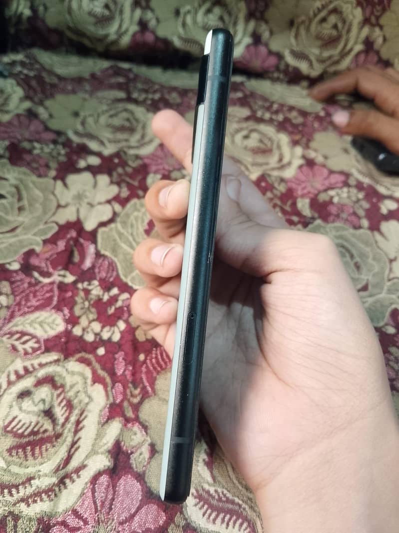 Google Pixel 6a 3