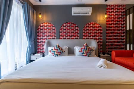 Furnished Luxurious Apartment Daily Basis in Goldcrest Mall