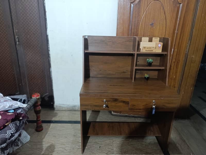 study table 5