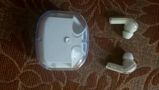 pixal wave uae brand with display. . . . .