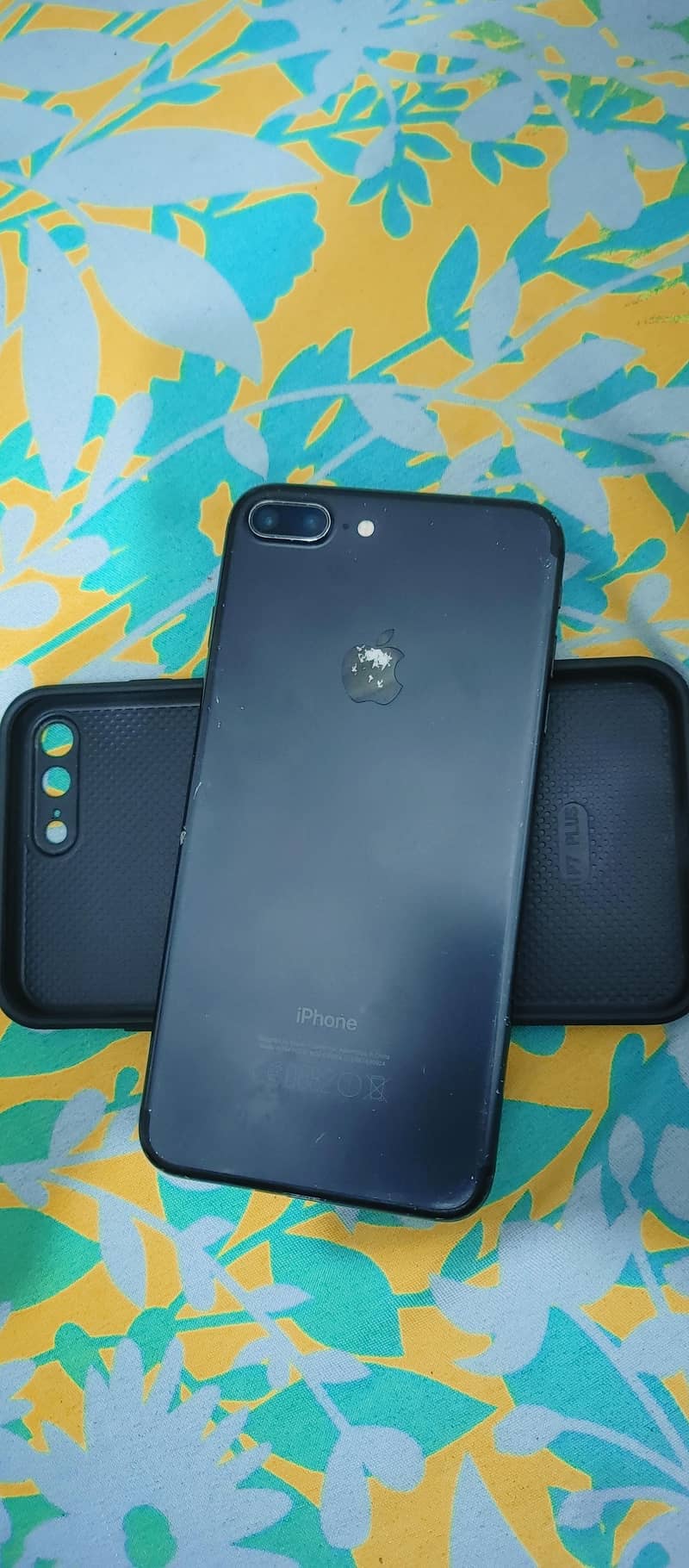 Apple iPhone 7 Plus 1