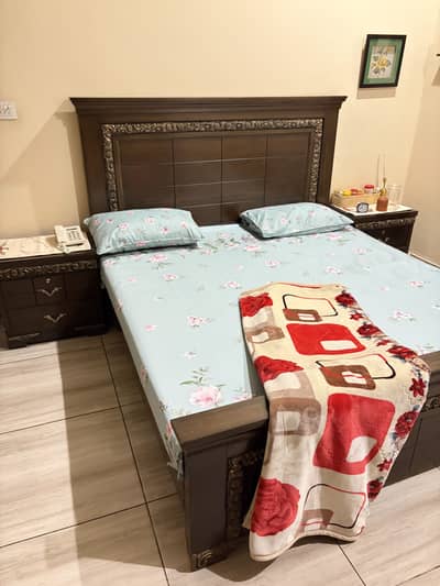 COMPLETE BED SET 5 PCS