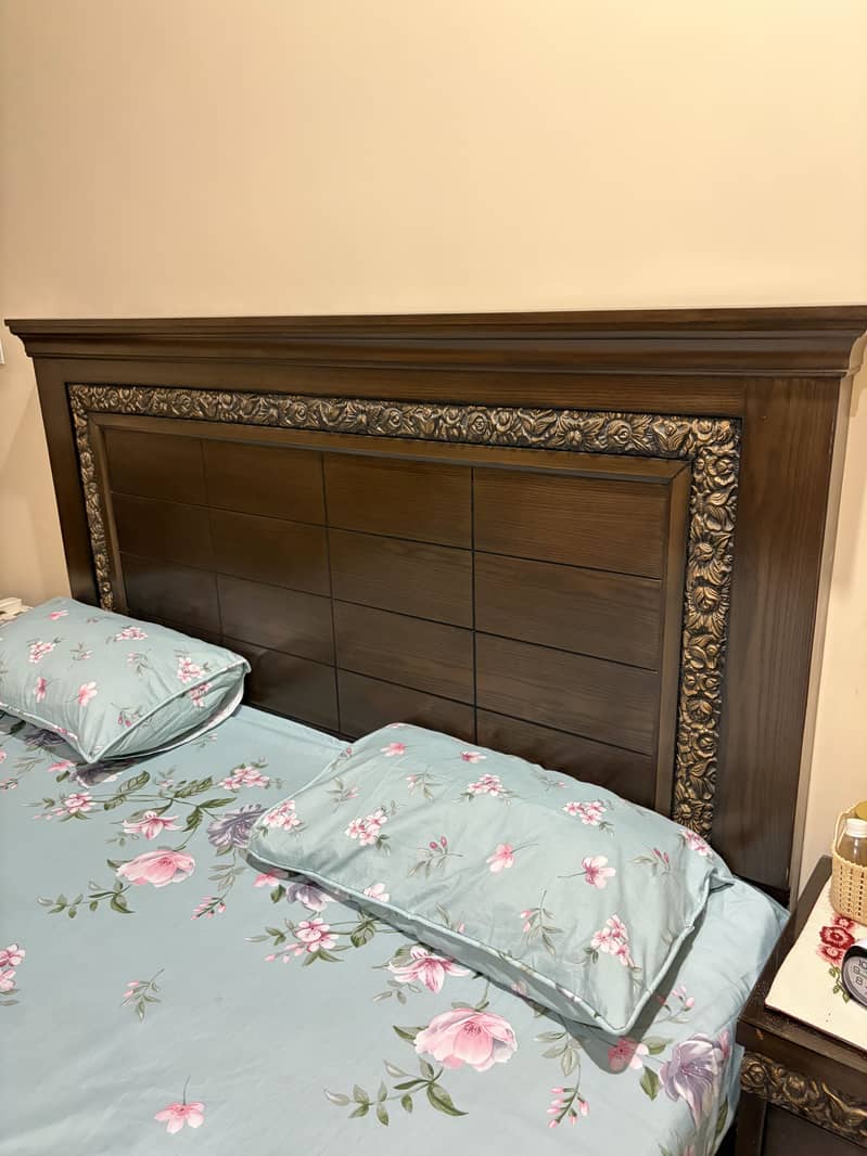 COMPLETE BED SET 5 PCS 7