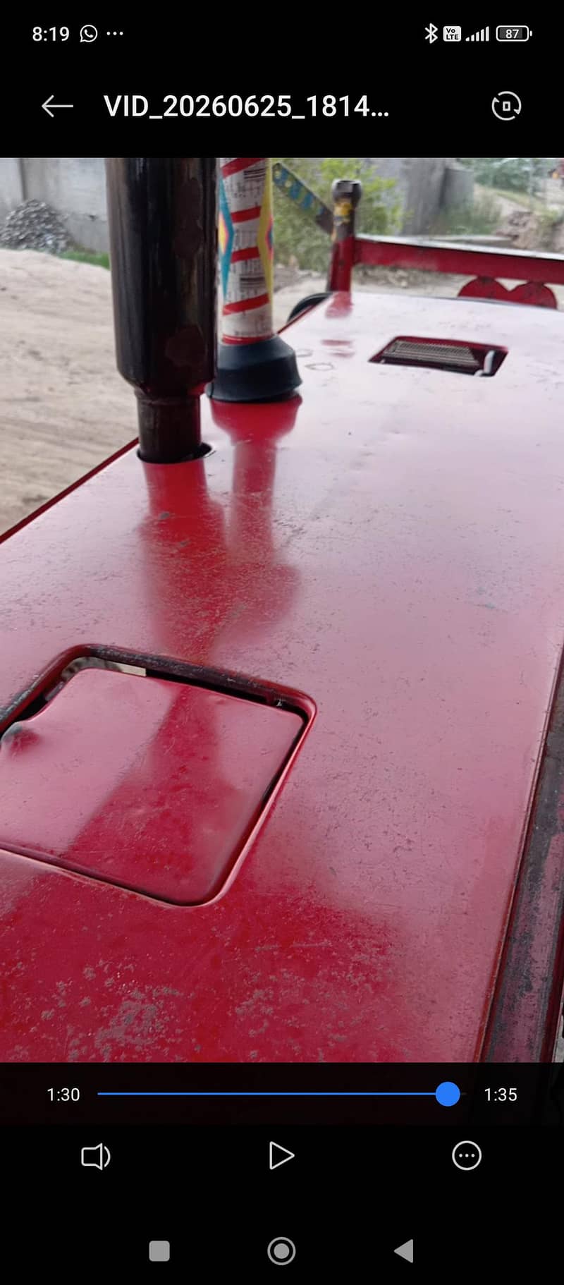 Tractor 240 9