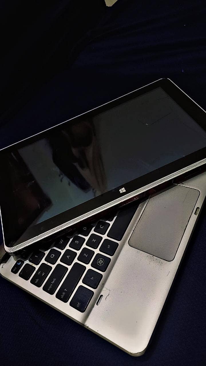 laptop+tablet with touch screen 0
