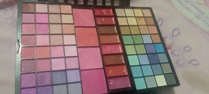 Beauty product for woemen 