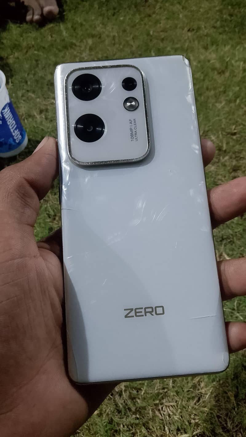 Infinix Zero 30 0