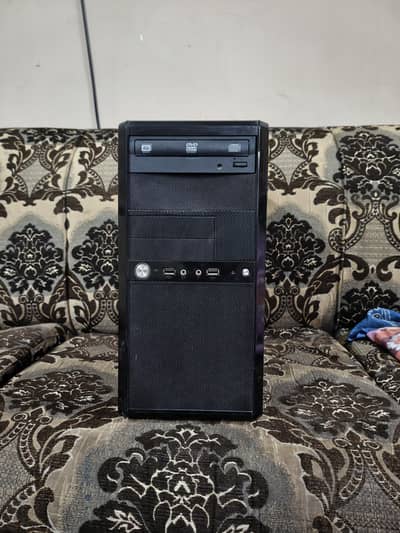 COMPLETE GAMING PC FOR SALE — i7 + RX 580 8GB — 70,000 PKR 