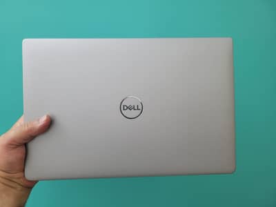 Dell Latitude 11th gen Quadcore G7 processor - IRIS GPU - 8gb - 256gb