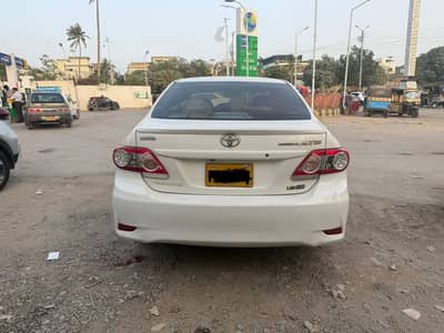 Toyota Corolla Altis 2013