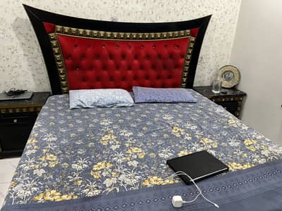 Sale bed