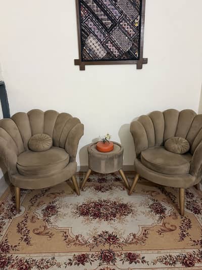 Sofa chairs excellent condition  03225909999