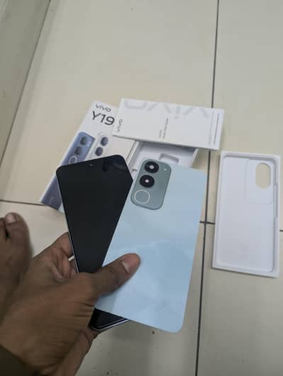 Vivo Y19s