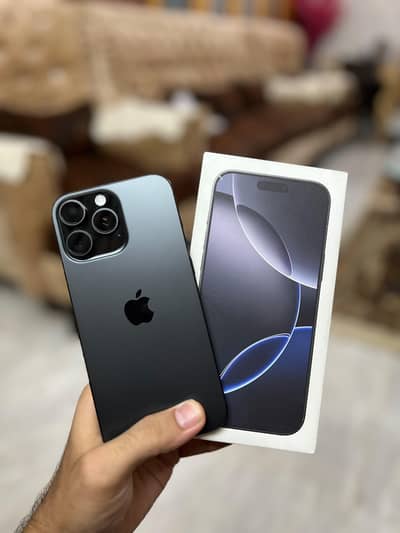 Apple iPhone 16 Pro Max