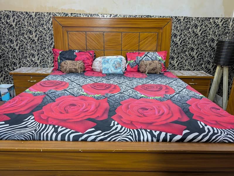 1 Bed+1 dressing table+2 side table 1