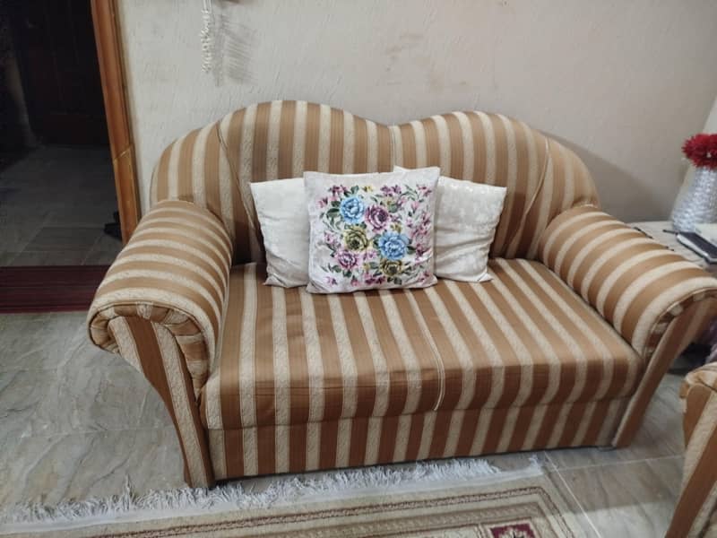 Sofa Set 0