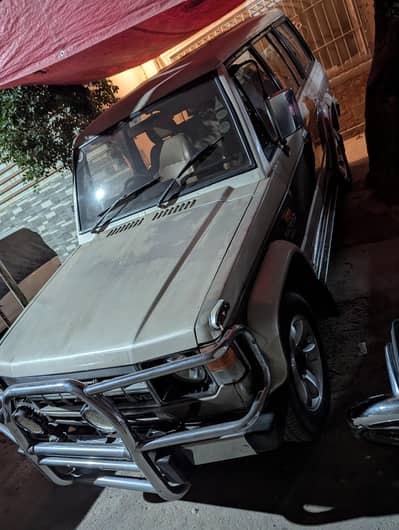 Mitsubishi Pajero 1990 automatic V6 petrol