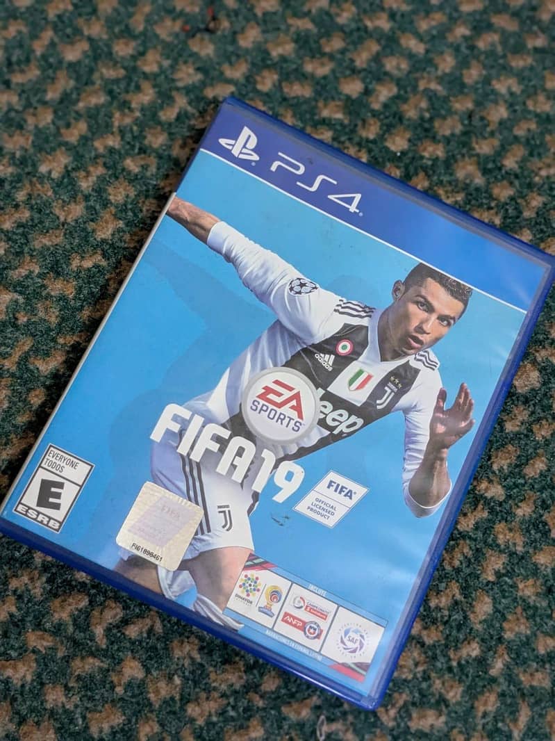 PS4 slim 2
