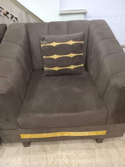 Elegant Sofa Set for Sale – Premium Look at a Great Price