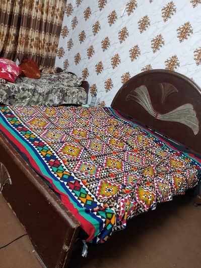Elegant Solid Wooden Bed