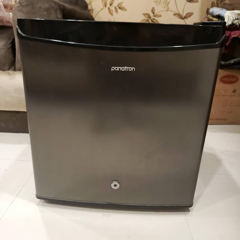mini fridge 7