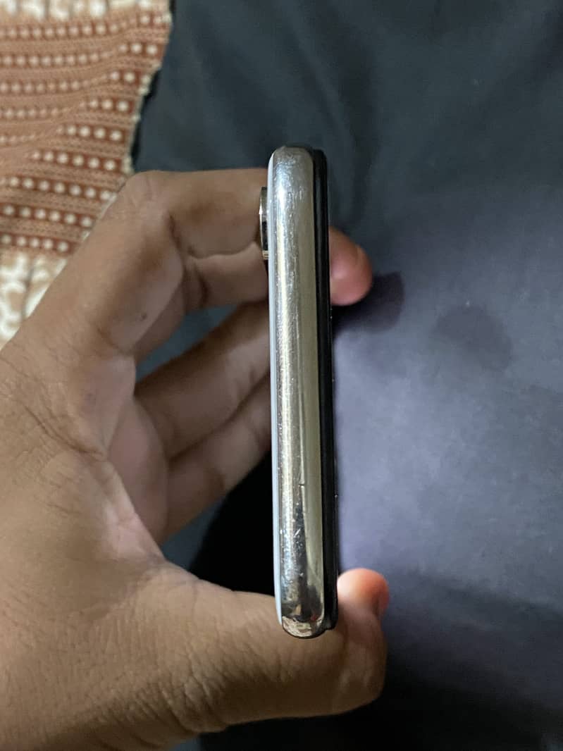 Apple iPhone X 2